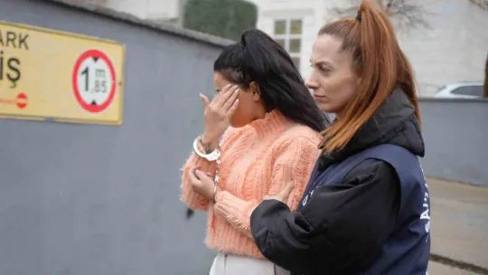 'Sazan Sarmalı' ile 3.5 milyarlık vurgun: Lüks villada hayat