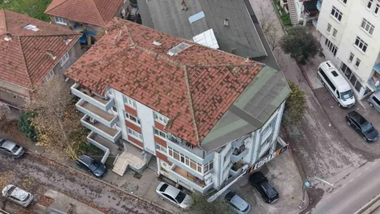 Yayalar evimi izliyor şikayeti üst geçidi yıktırdı: Evi yine görebiliyoruz