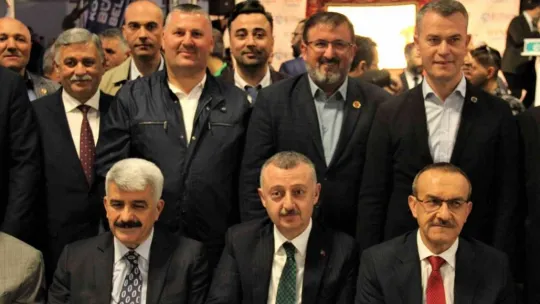 İzmit'te 3 kilometrelik iftar sofrası!