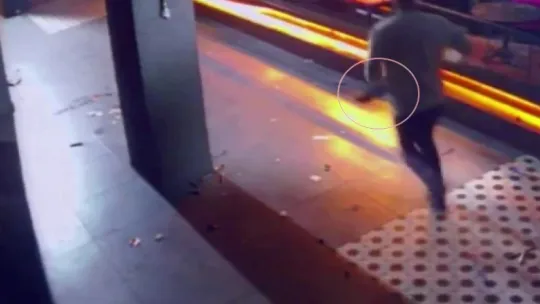 Sakarya'da 1 kişinin öldüğü silahlı çatışma anı kamerada