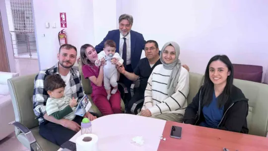 10 aylık bebek 11 dakika suda nefessiz kaldı, 3 kez kalbi durdu