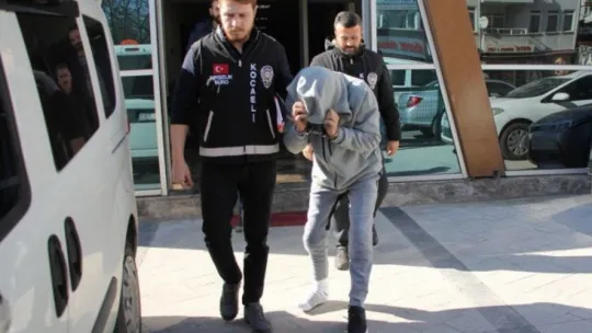 100 bin TL'lik vurgun yaptılar, adliyeye böyle sevk edildiler