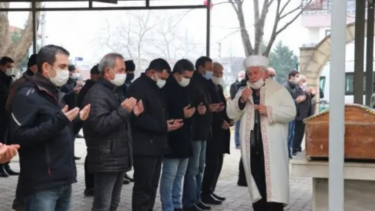 15 yaşında kalbine yenik düştü