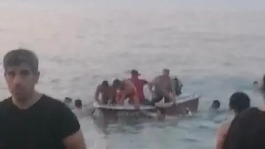 15 yaşındaki çocuk girdiği denizde boğuldu