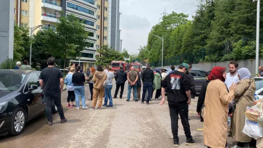 16 katlı binada yangın paniği