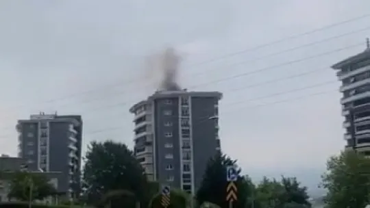 16 katlı binada yangın paniği