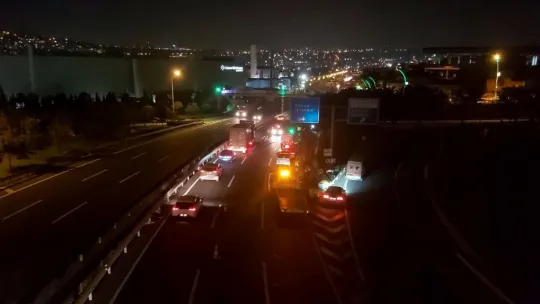 17 yaşındaki genç, tırın altında kalarak hayatını kaybetti
