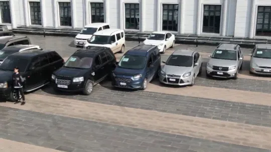 Deprem hasarlı araçları değiştirip piyasa süreceklerdi: 5 gözaltı
