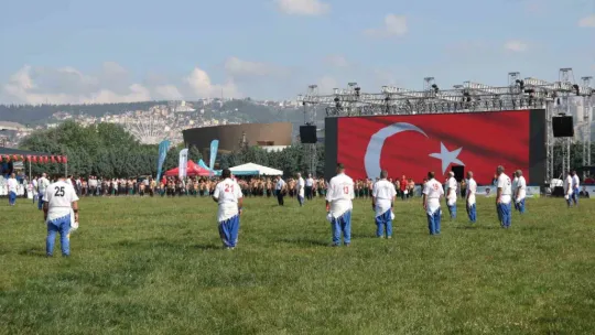 180 bin TL değerindeki altın kemer için er meydanına çıktılar