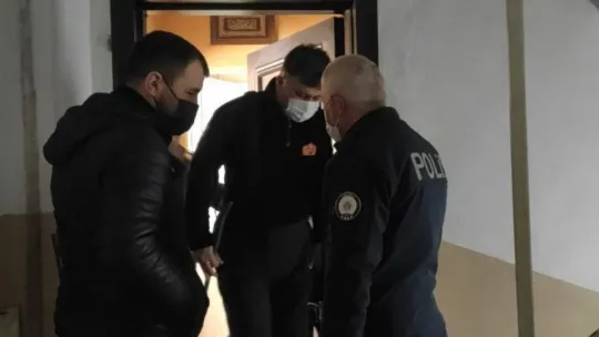 2 gündür kendisinden haber alınamıyordu, evinde uyurken bulundu!