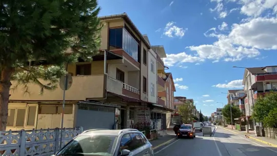2 işçi çalıştıkları binadan düştü