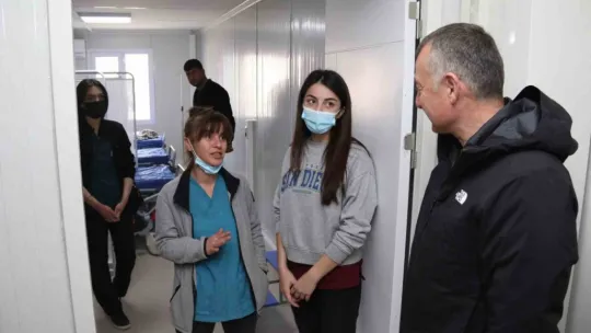20 günde inşa edilen hastane hizmete başladı