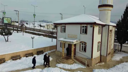 Osmanlı döneminde 3 ağa tarafından yaptırılmıştı, sapasağlam duruyor!
