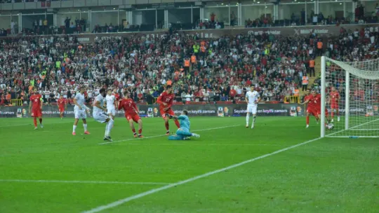 Ermenistan'ı bile yenemedik: 1-1
