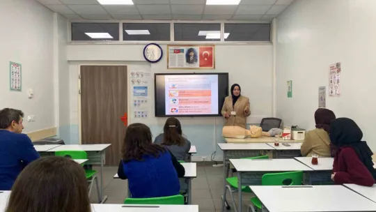 Kocaeli'de binlerce vatandaşa ilk yardım eğitimi