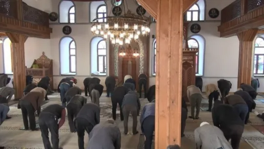 220 yıllık tarihi cami yeniden ibadete açıldı!