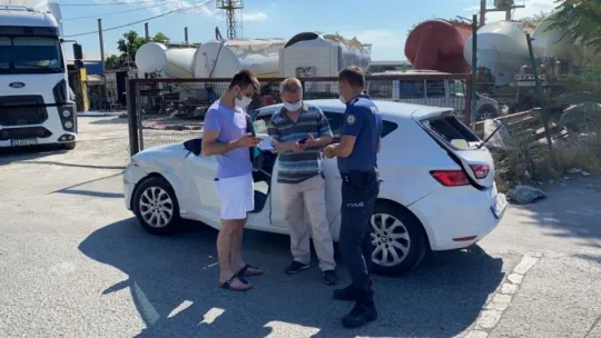 3 araç birbirine girdi, 11 yaşındaki çocuk yaralandı