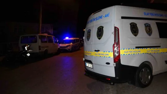 Evinin banyosunda ölü bulundu