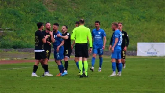 3. Lig'de ilk yarı bitiminde kavga çıktı!