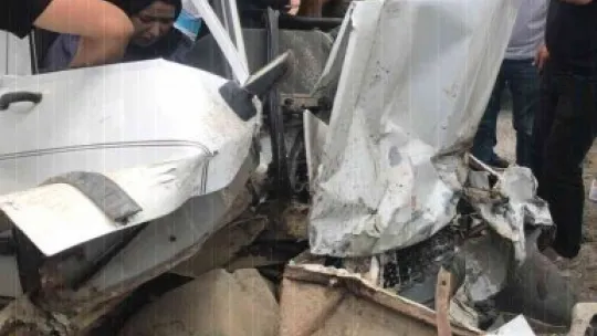 Kocaeli'de 3 otomobil çarpıştı: 4 yaralı!