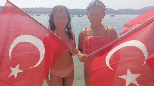 30 Ağustos Zafer Bayramı'nda denizde bayrak açtılar