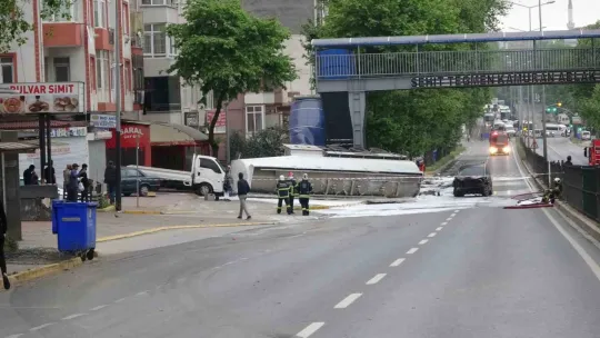 30 ton benzin yüklü tankerin kaza anı kamerada