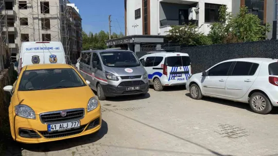 Kartepe'de genç kadın ölü bulundu!