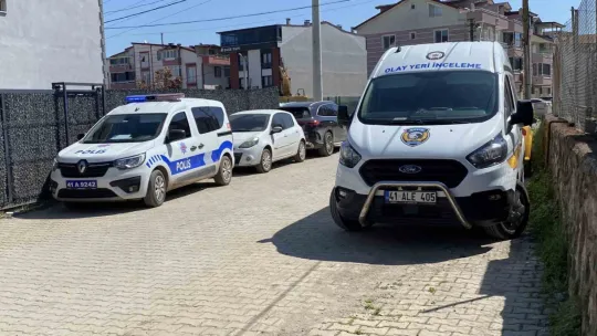 Kartepe'de genç kadın ölü bulundu!