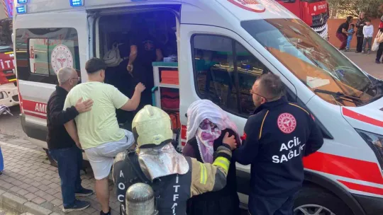 4 katlı binada yangın paniği