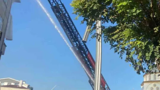 4 katlı binada yangın paniği