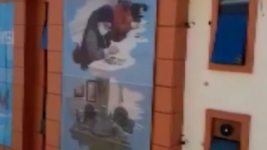 4 katlı binada çıkan yangın panik yarattı