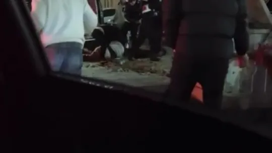 4 kişinin tekmeli yumruklu saldırısına uğradı, jandarma kurtardı