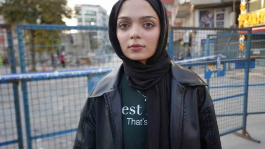 Deprem oldu sandık, evimizde ciddi hasar oluştu