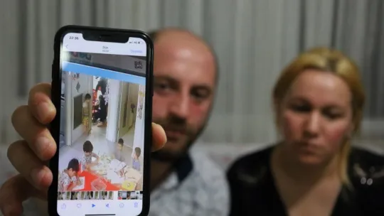 İlk kreş gününde öğretmeninden tokat yedi