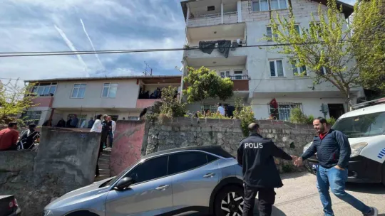 41 yaşındaki kadın evinde ölü bulundu