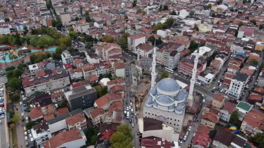 Yıkılan Paşa Cami'nden ilginç görüntüler