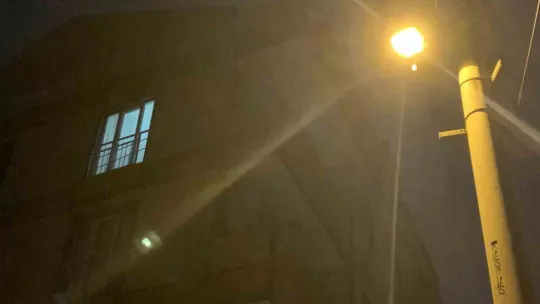 5. kattan düşen kadın yaralandı