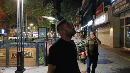 5 metre karelik alana yağan yağmur şaşkına çevirdi