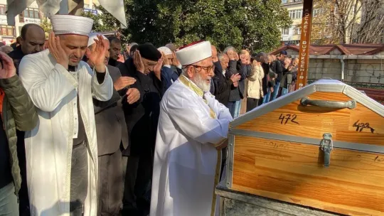 50 yıl hafızlık yaptığı camiden son yolculuğuna uğurlandı