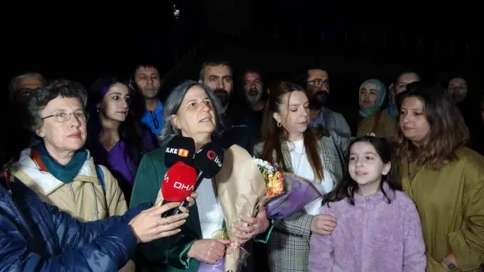 Gültan Kışanak Kandıra Cezaevi'nden tahliye edildi