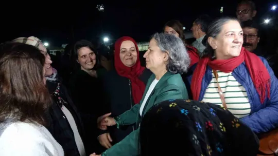 Gültan Kışanak Kandıra Cezaevi'nden tahliye edildi