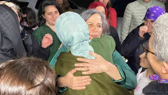 Gültan Kışanak Kandıra Cezaevi'nden tahliye edildi