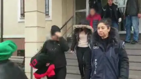 Sakarya'da 6 adrese eş zamanlı fuhuş operasyonu