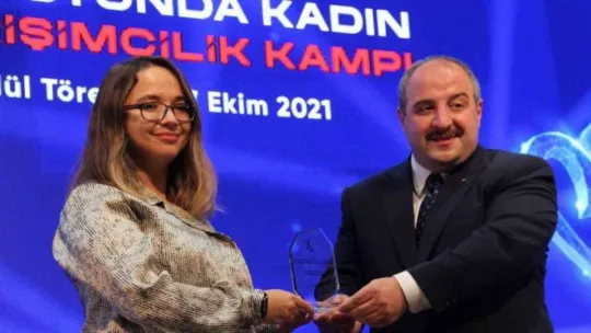 6. İnovasyonda Kadın Projesi Girişimcilik Kampı'nda ödüller sahiplerini buldu