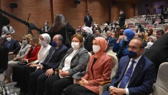 6. İnovasyonda Kadın Projesi Girişimcilik Kampı'nda ödüller sahiplerini buldu
