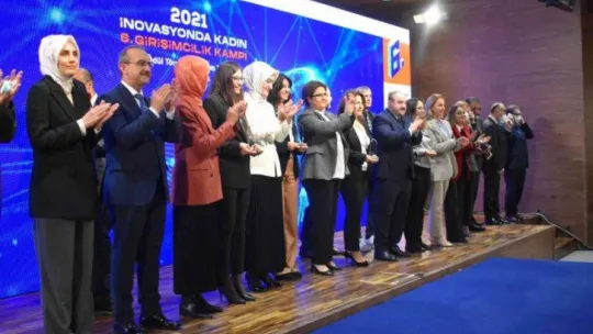 6. İnovasyonda Kadın Projesi Girişimcilik Kampı'nda ödüller sahiplerini buldu