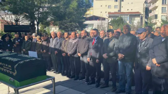 6 kişiye umut olan sağlık teknisyeni son yolculuğuna uğurlandı