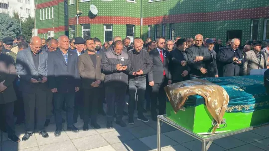 6 kişiye umut olan sağlık teknisyeni son yolculuğuna uğurlandı