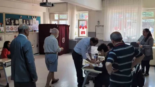 Cumhurbaşkanı Seçimi ikinci turu başladı