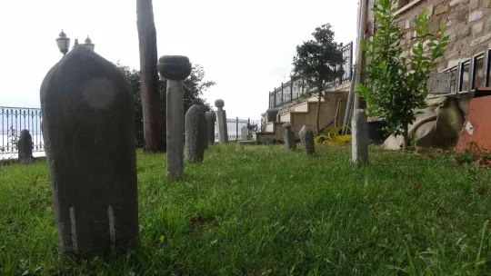 Kılıçla hutbe geleneği bu camide yaşatılıyor